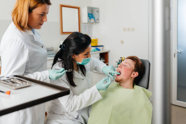 Best Tooth Infection Emergency Dentist  in Highland, CA